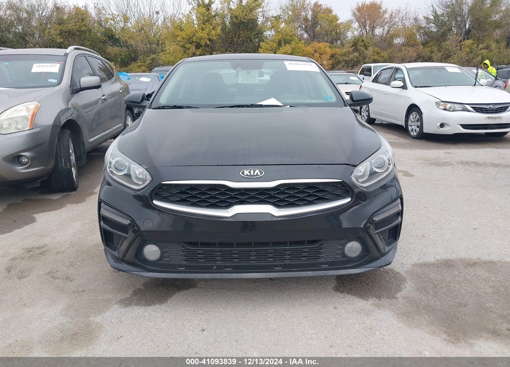 2019 KIA FORTE LXS VIN: 3KPF24AD1KE061820