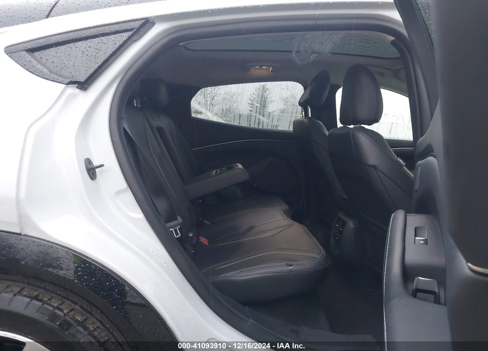 2023 FORD MUSTANG MACH-E PREMIUM VIN: 3FMTK3SU9PMB05289