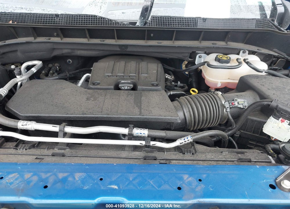 2024 CHEVROLET SILVERADO 1500 4WD SHORT BED CUSTOM VIN: 1GCPDBEK8RZ138578