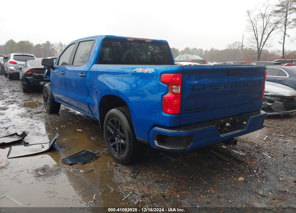 2024 CHEVROLET SILVERADO 1500 4WD SHORT BED CUSTOM VIN: 1GCPDBEK8RZ138578
