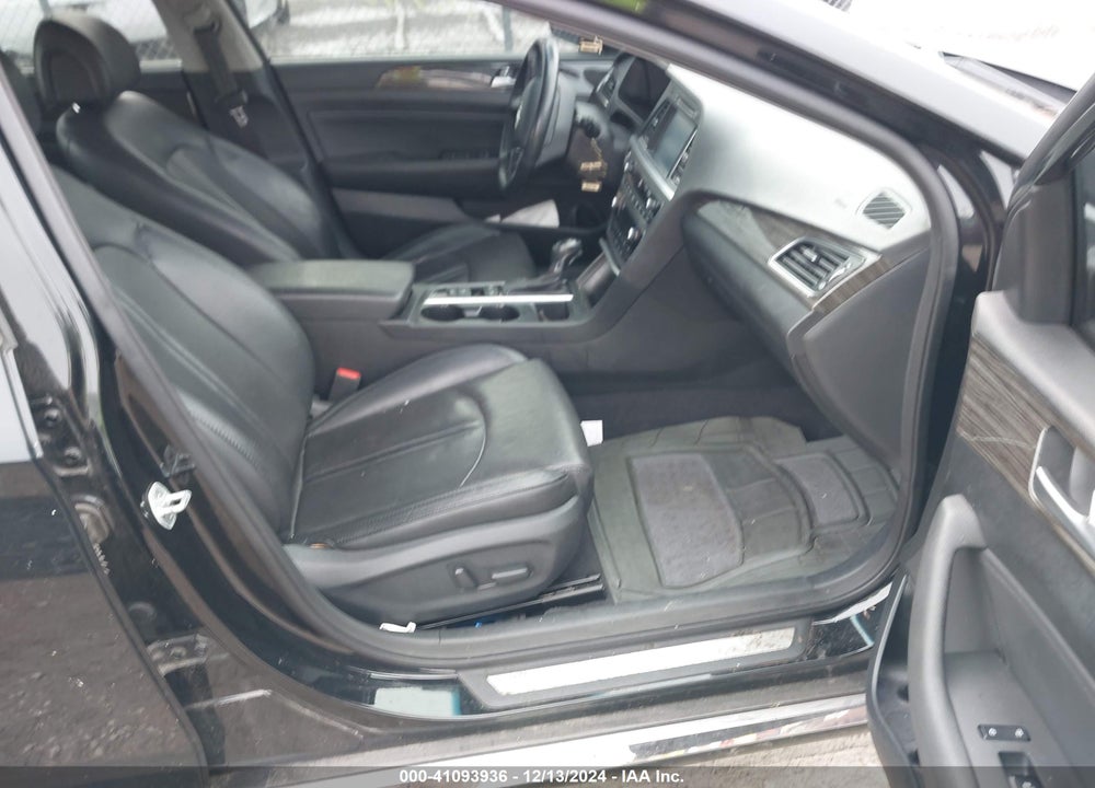 2015 HYUNDAI SONATA LIMITED VIN: 5NPE34AF0FH241110