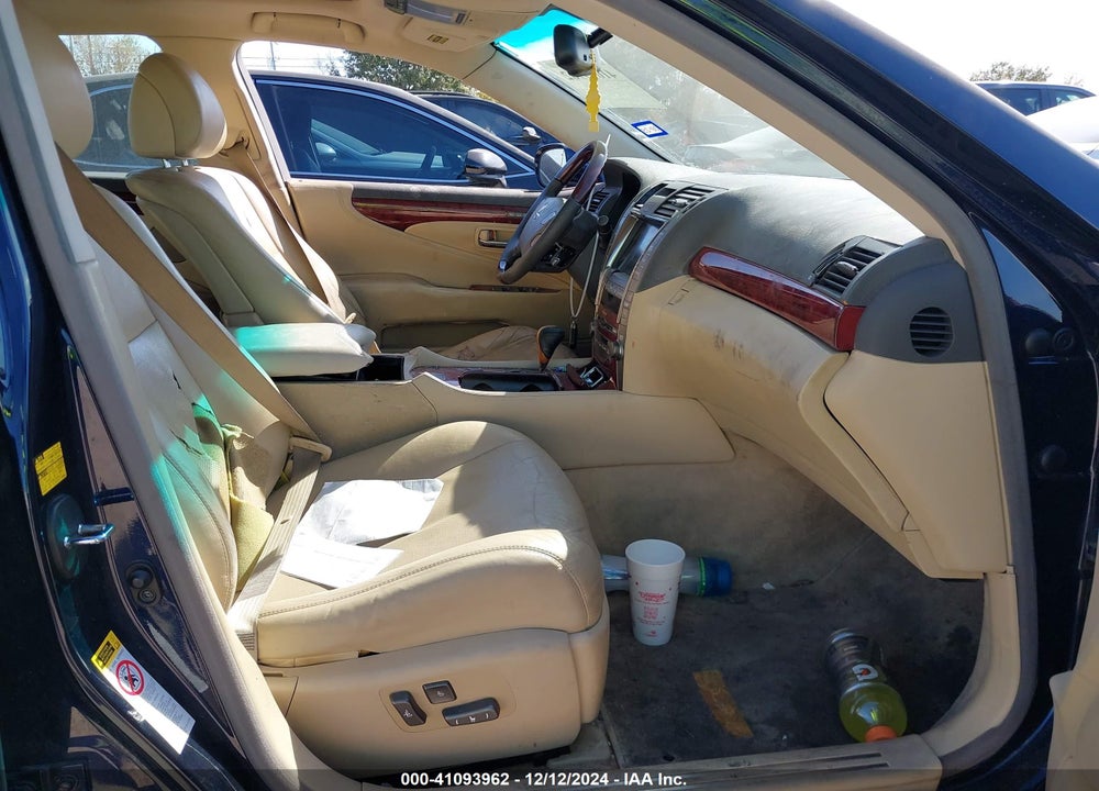2008 LEXUS LS 460 VIN: JTHBL46F385067188