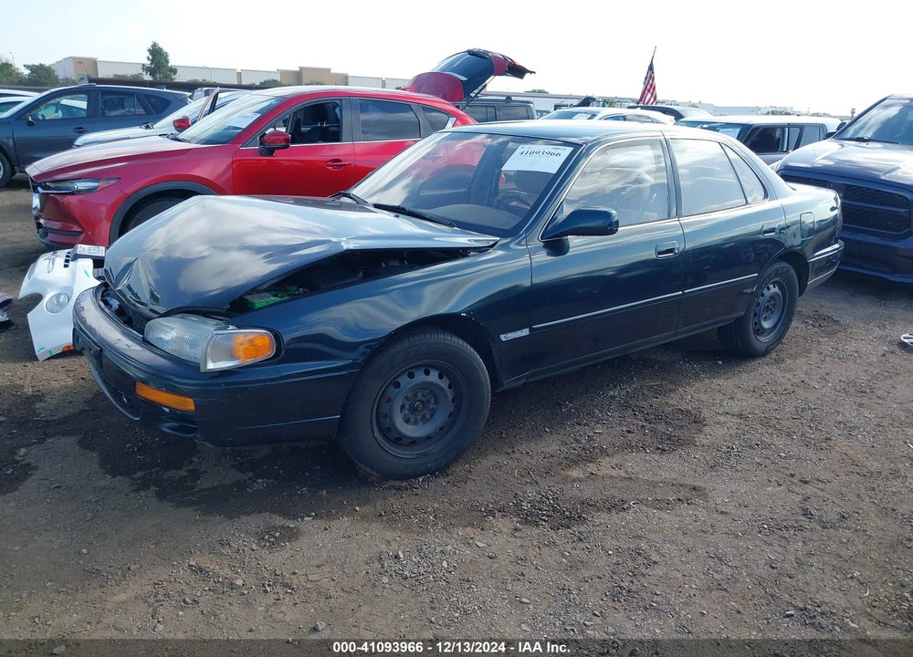 1995 TOYOTA CAMRY LE VIN: JT2GK12E3S0095723