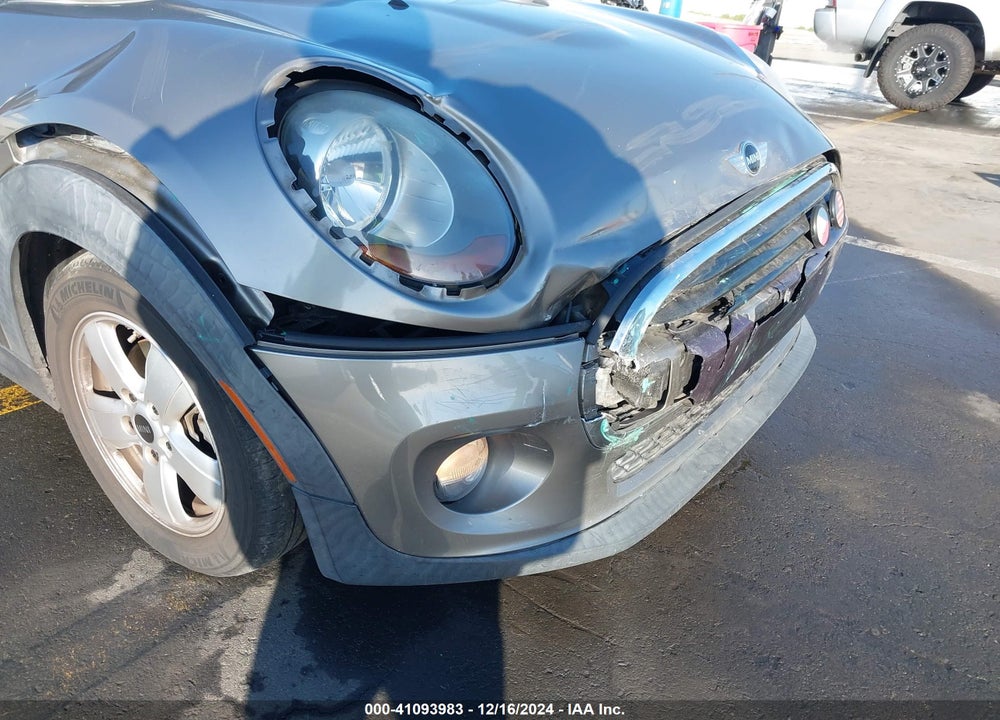 2018 MINI HARDTOP COOPER/OXFORD EDITION VIN: WMWXP5C53J3C65073