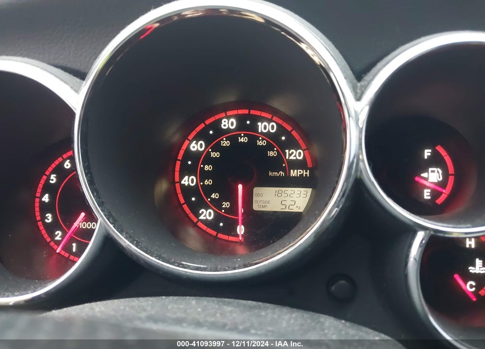 2005 TOYOTA MATRIX/XR VIN: 2T1KR32E45C381275