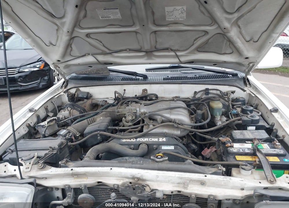 1998 TOYOTA 4RUNNER SR5 V6 VIN: JT3GN86R3W0083876