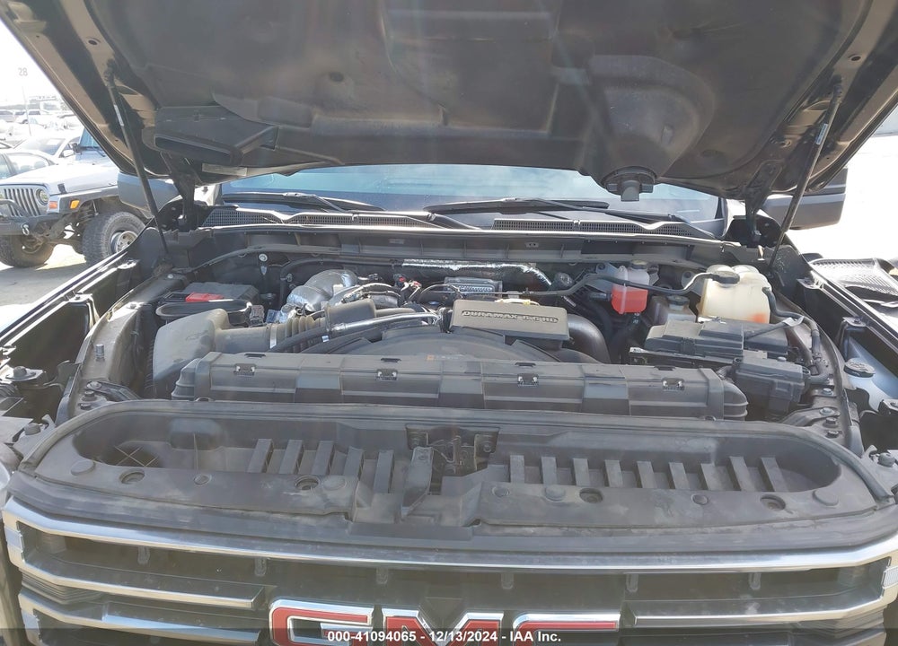 2022 GMC SIERRA 2500HD 4WD STANDARD BED AT4 VIN: 1GT49PEY8NF306141