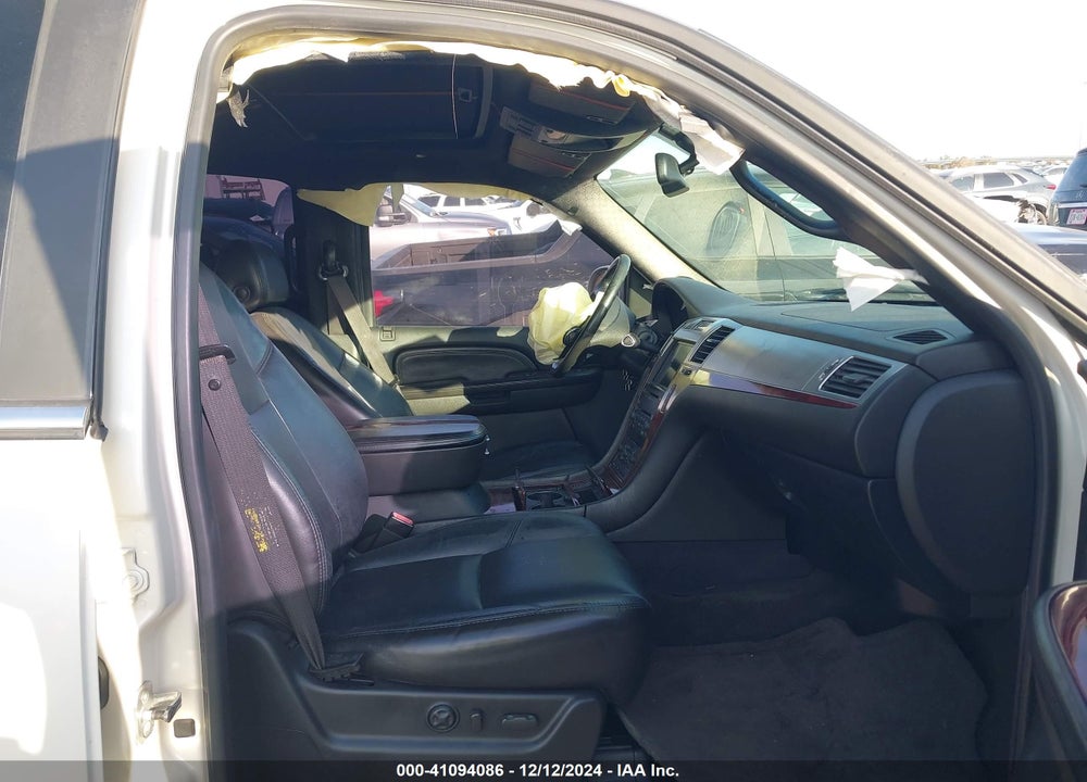 2007 CADILLAC ESCALADE STANDARD VIN: 1GYFK63847R194735