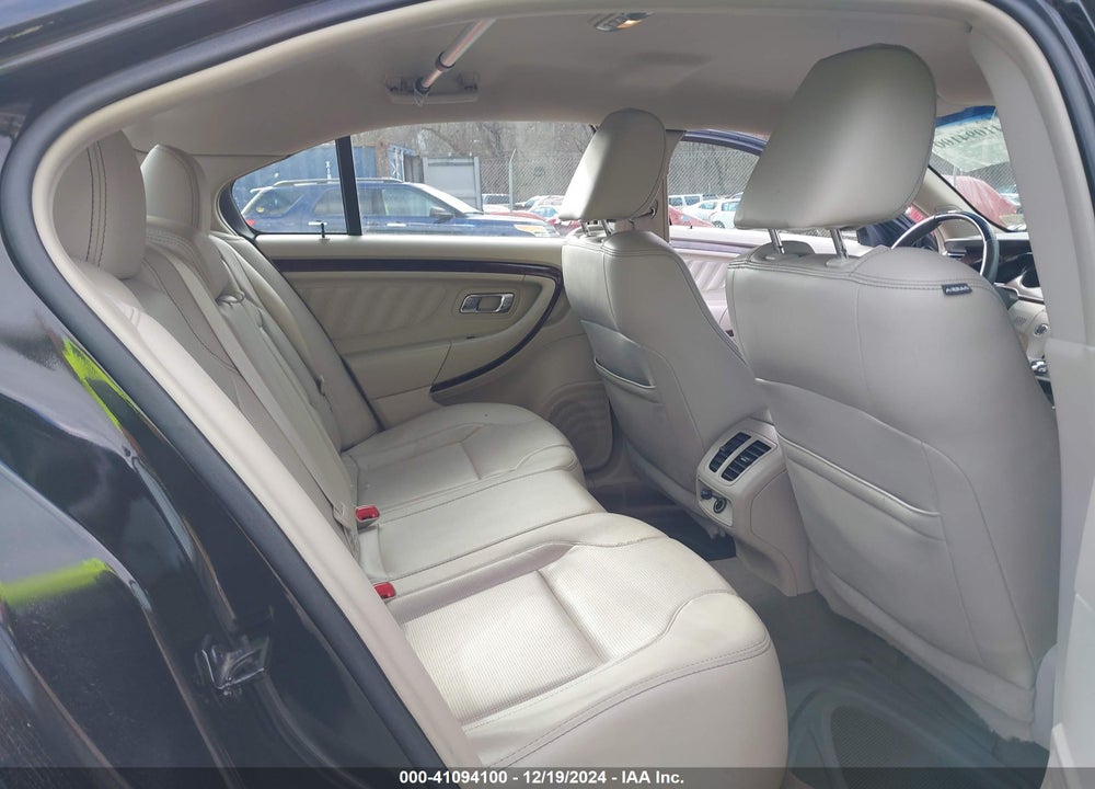 2010 FORD TAURUS LIMITED VIN: 1FAHP2FW3AG122873
