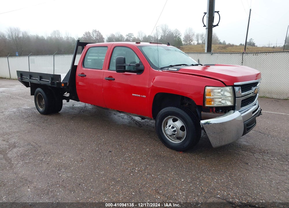 2008 CHEVROLET SILVERADO 3500HD WORK TRUCK VIN: 1GCJC336X8F159680