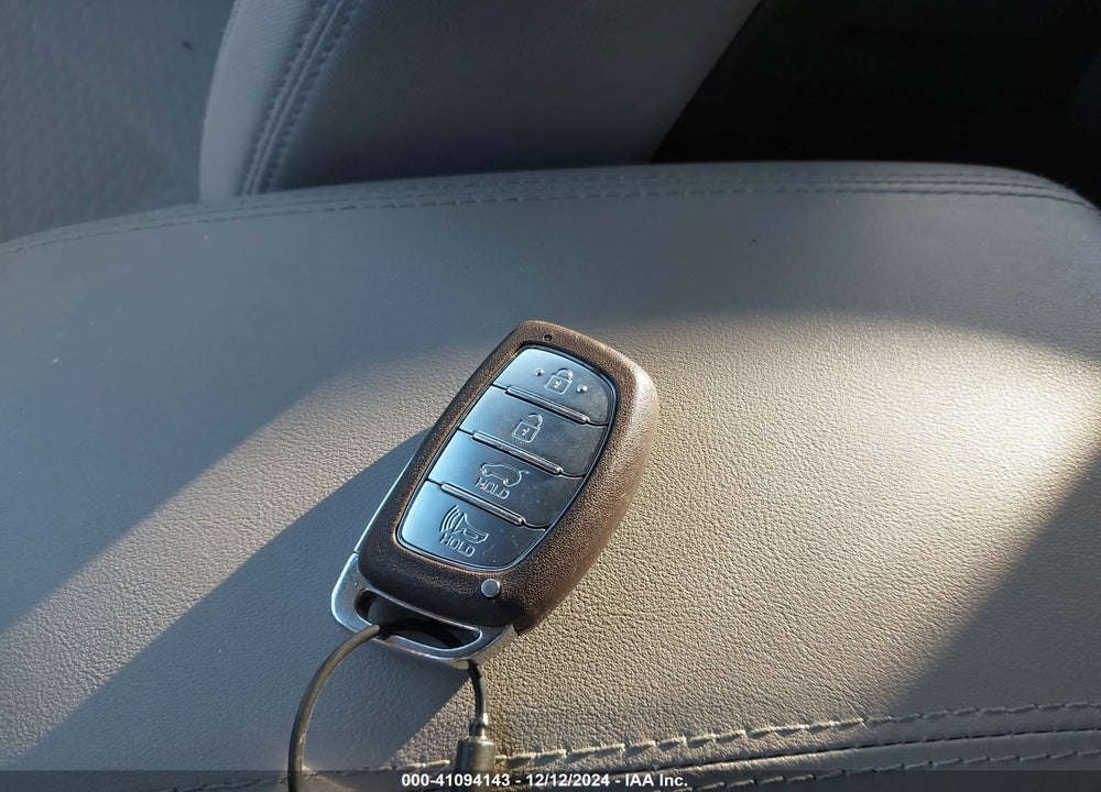 2021 HYUNDAI TUCSON VALUE VIN: KM8J3CA48MU390659