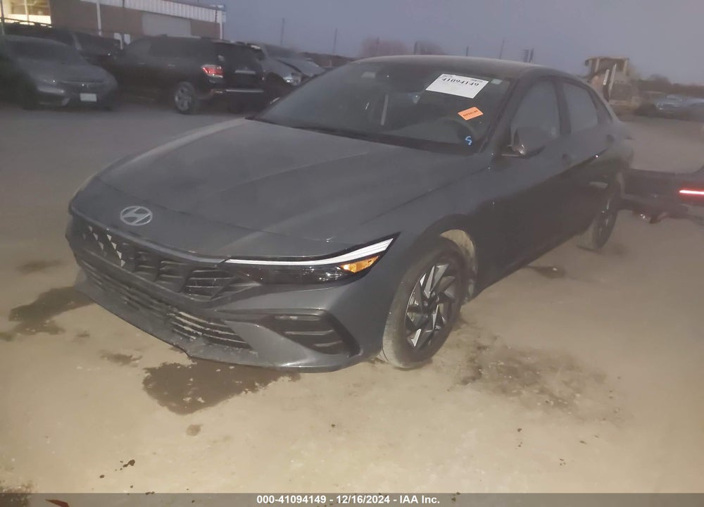 2024 HYUNDAI ELANTRA VIN: KMHLM4DG3RU738344