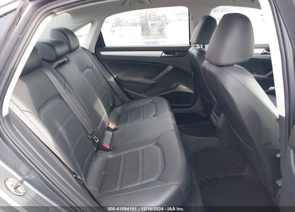 2012 VOLKSWAGEN PASSAT VIN: 1VWBP7A37CC092150
