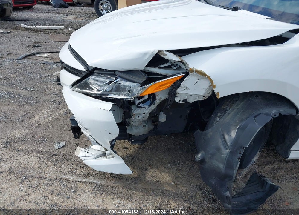 2018 TOYOTA CAMRY L VIN: 4T1B11HK6JU534370