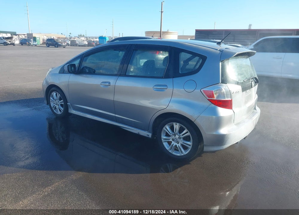2009 HONDA FIT VIN: JHMGE88419S013734