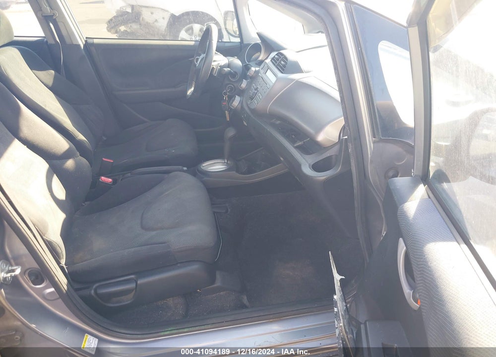 2009 HONDA FIT VIN: JHMGE88419S013734