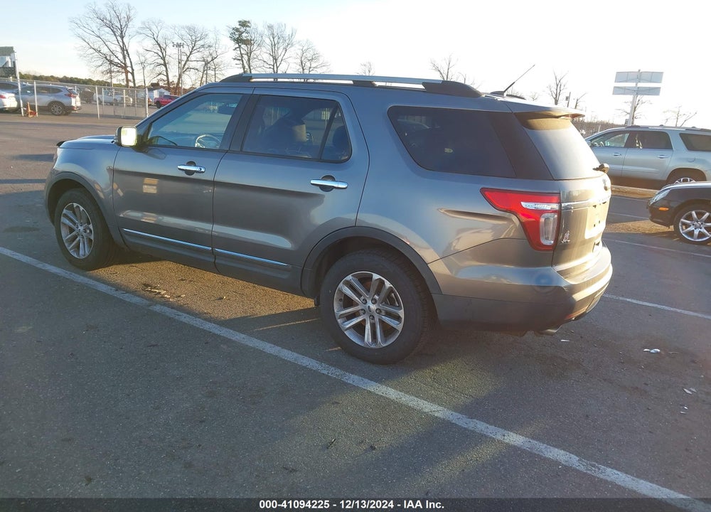 2012 FORD EXPLORER XLT VIN: 1FMHK8D89CGA50172