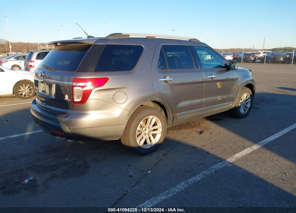 2012 FORD EXPLORER XLT VIN: 1FMHK8D89CGA50172