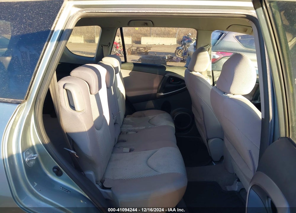 2008 TOYOTA RAV4 VIN: JTMBD33V085142935