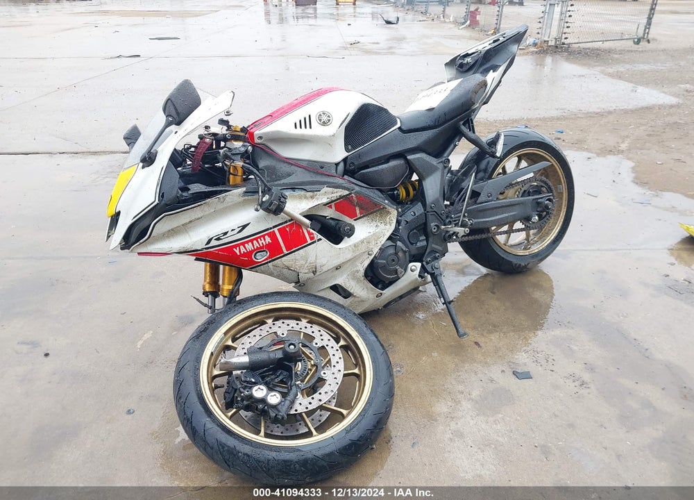 2022 YAMAHA YZFR7 VIN: JYARM38E6NA002863