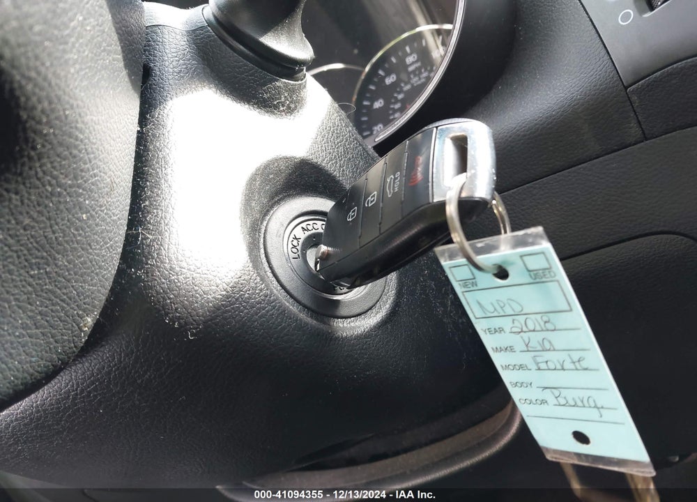 2018 KIA FORTE VIN: 3KPFL4A79JE251418