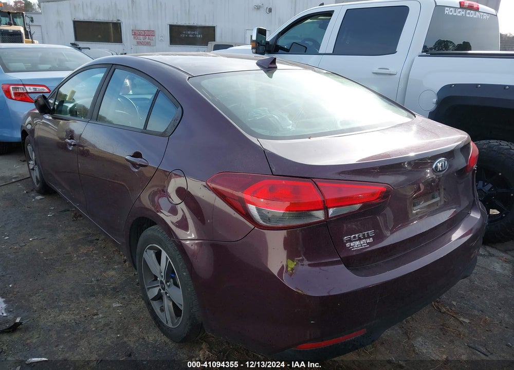 2018 KIA FORTE VIN: 3KPFL4A79JE251418