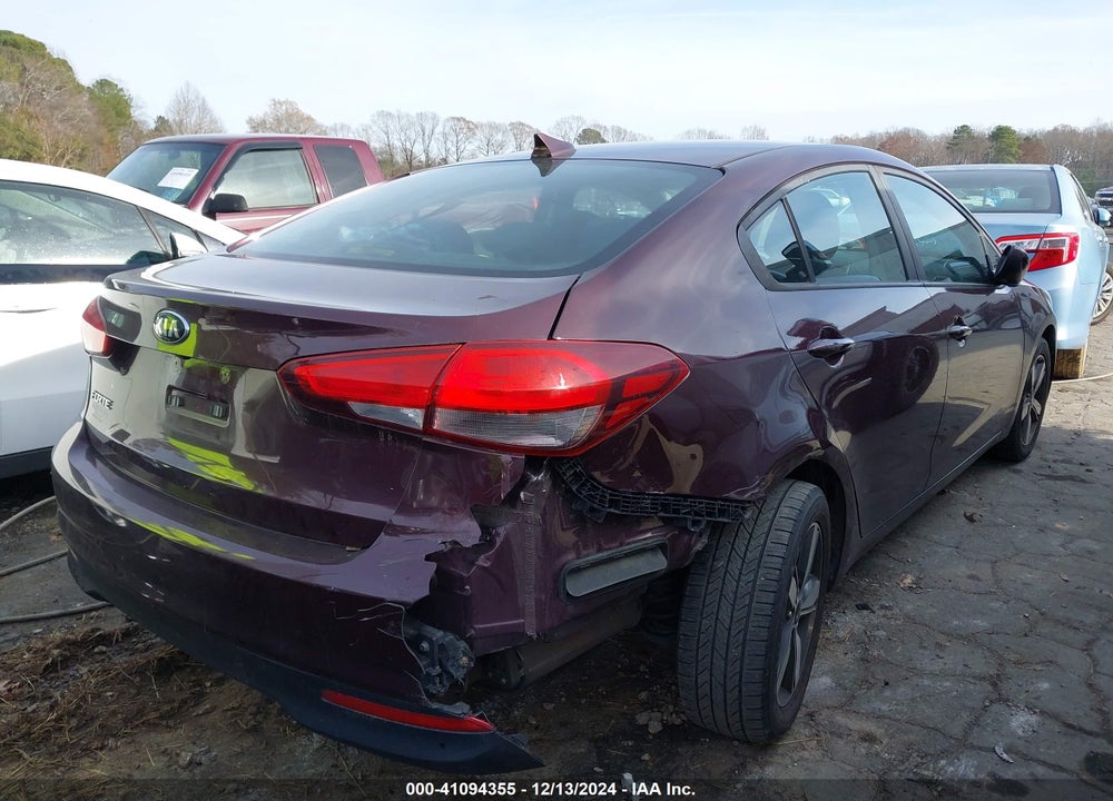 2018 KIA FORTE VIN: 3KPFL4A79JE251418