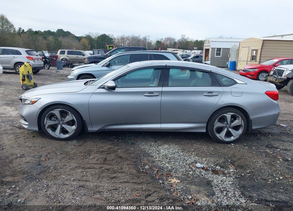 2018 HONDA ACCORD TOURING VIN: 1HGCV1F99JA077764