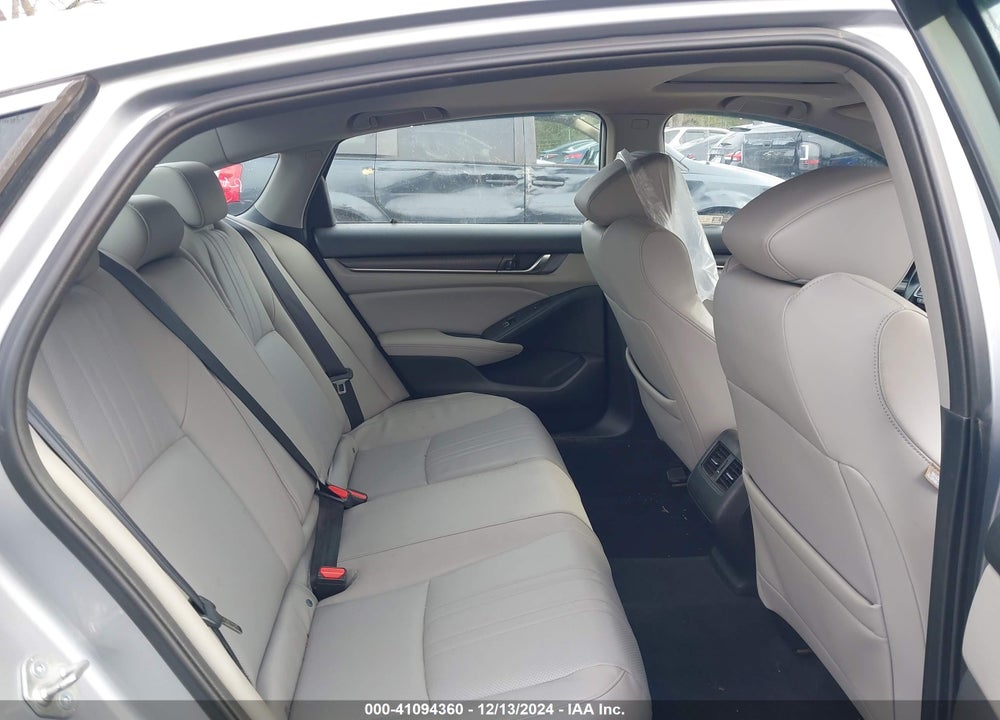 2018 HONDA ACCORD TOURING VIN: 1HGCV1F99JA077764