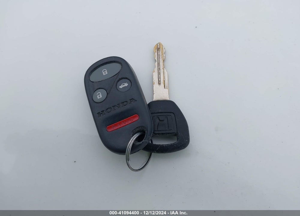 2002 HONDA ACCORD 3.0 EX VIN: 1HGCG22502A028604