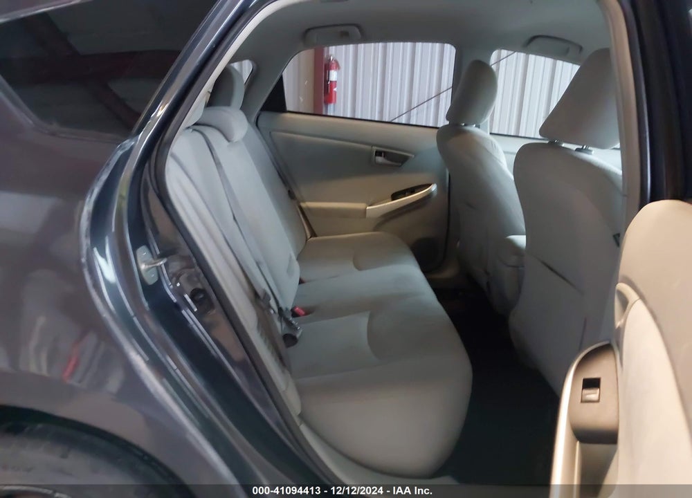 2013 TOYOTA PRIUS VIN: JTDKN3DU7D1622037