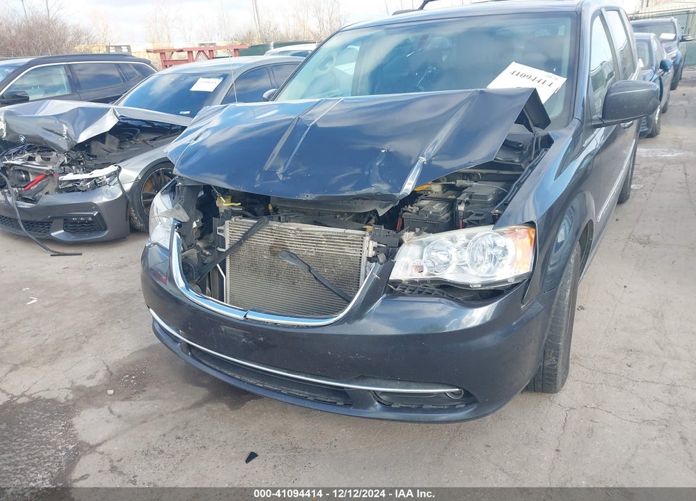 2014 CHRYSLER TOWN & COUNTRY TOURING VIN: 2C4RC1BG4ER125773
