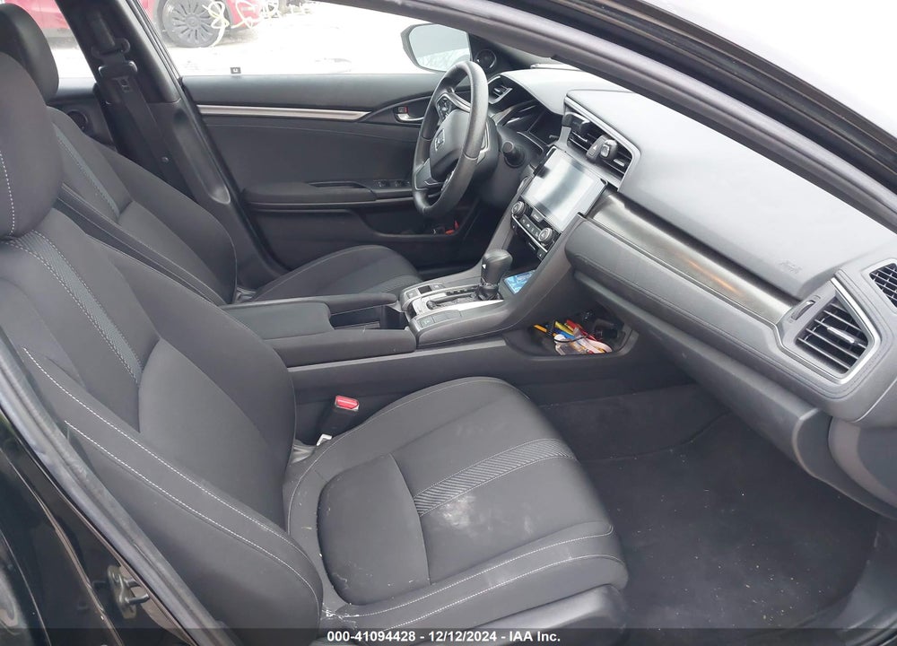 2018 HONDA CIVIC VIN: SHHFK7H58JU206598