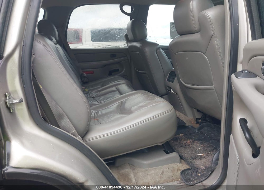 2004 CHEVROLET TAHOE LT VIN: 1GNEC13TX4J123806
