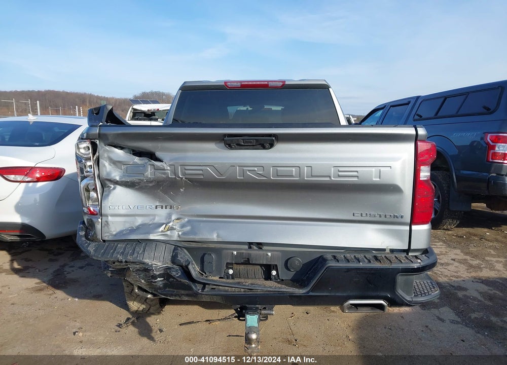 2023 CHEVROLET SILVERADO 1500 4WD SHORT BED CUSTOM TRAIL BOSS VIN: 3GCUDCED5PG235227