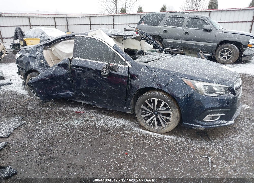 2018 SUBARU LEGACY 2.5I PREMIUM VIN: 4S3BNAF64J3045051