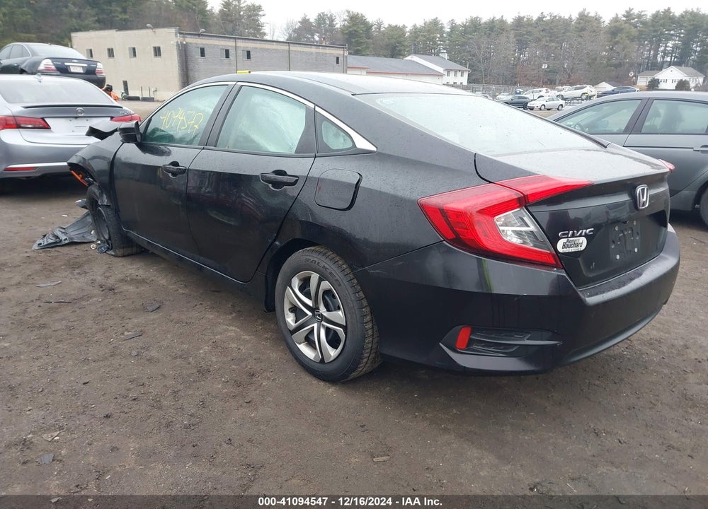 2017 HONDA CIVIC VIN: 19XFC2F57HE040921