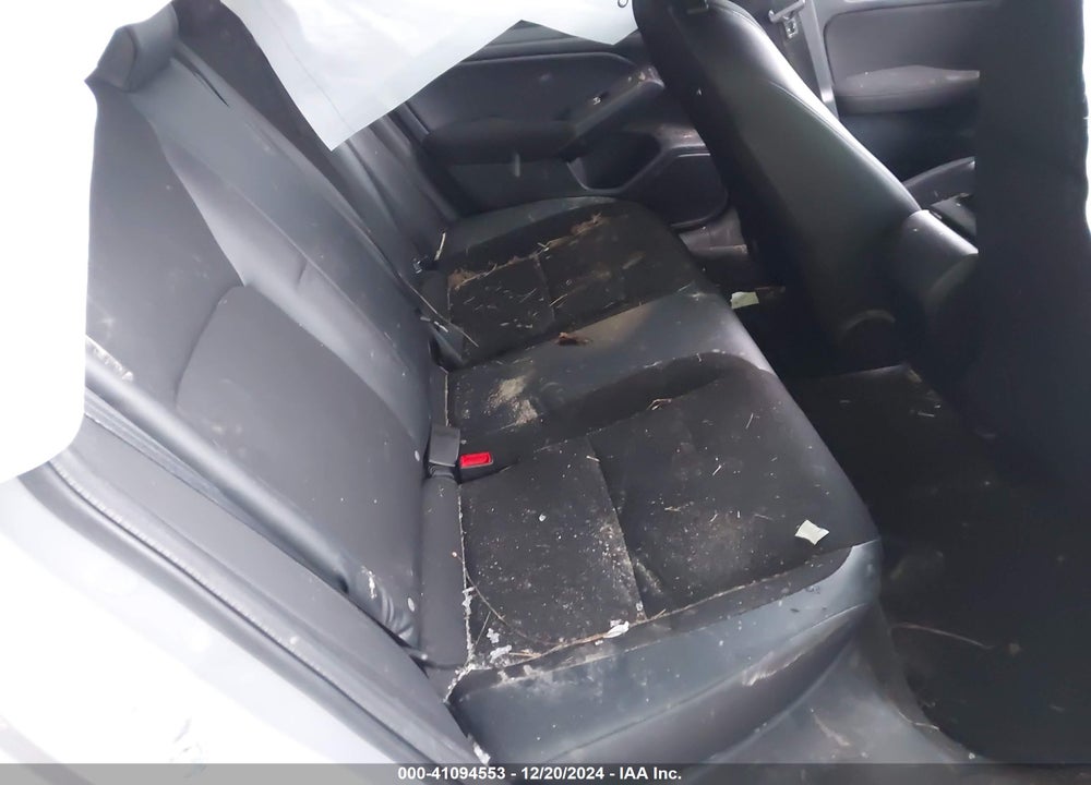 2022 HONDA CIVIC VIN: 2HGFE2F51NH566618