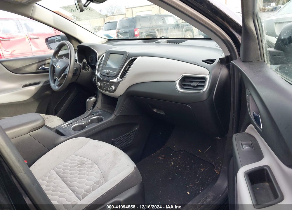 2018 CHEVROLET EQUINOX LS VIN: 2GNAXREV5J6322951