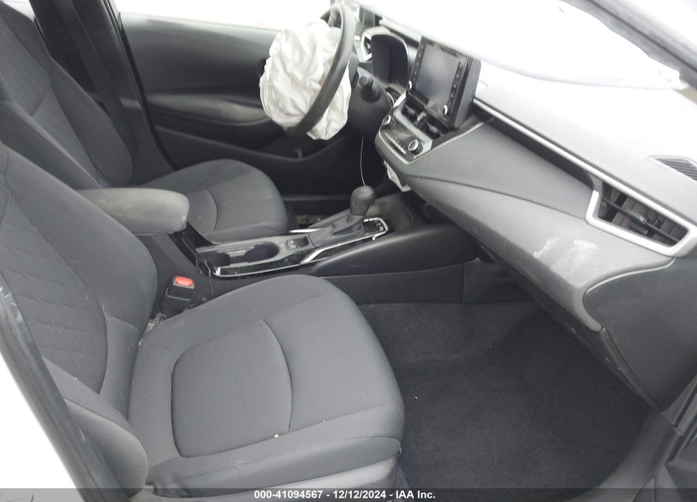2022 TOYOTA COROLLA VIN: JTDEAMDE9NJ042300