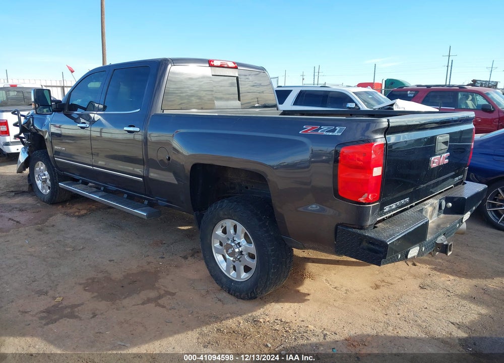 2015 CHEVROLET SILVERADO 2500HD LTZ VIN: 1GC1KWE89FF597333