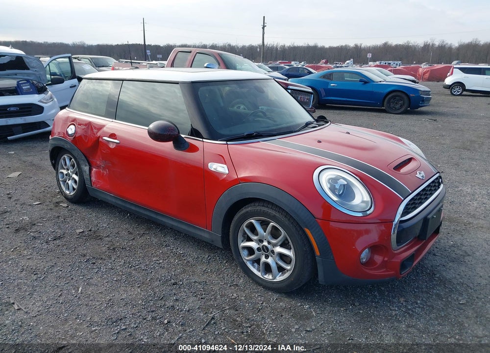 2014 MINI HARDTOP COOPER S VIN: WMWXM7C55ET985949