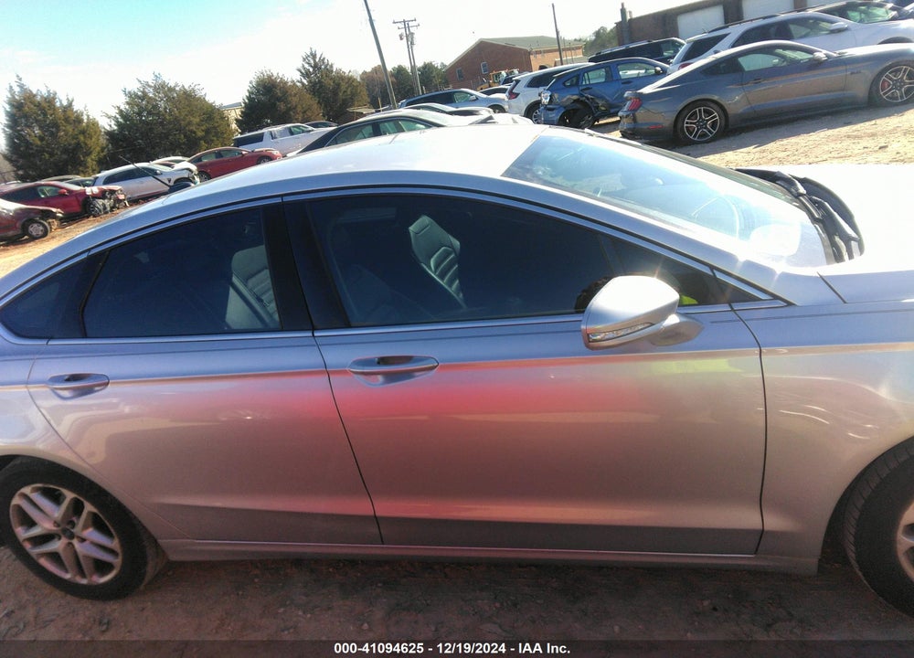 2015 FORD FUSION SE VIN: 3FA6P0H96FR248230
