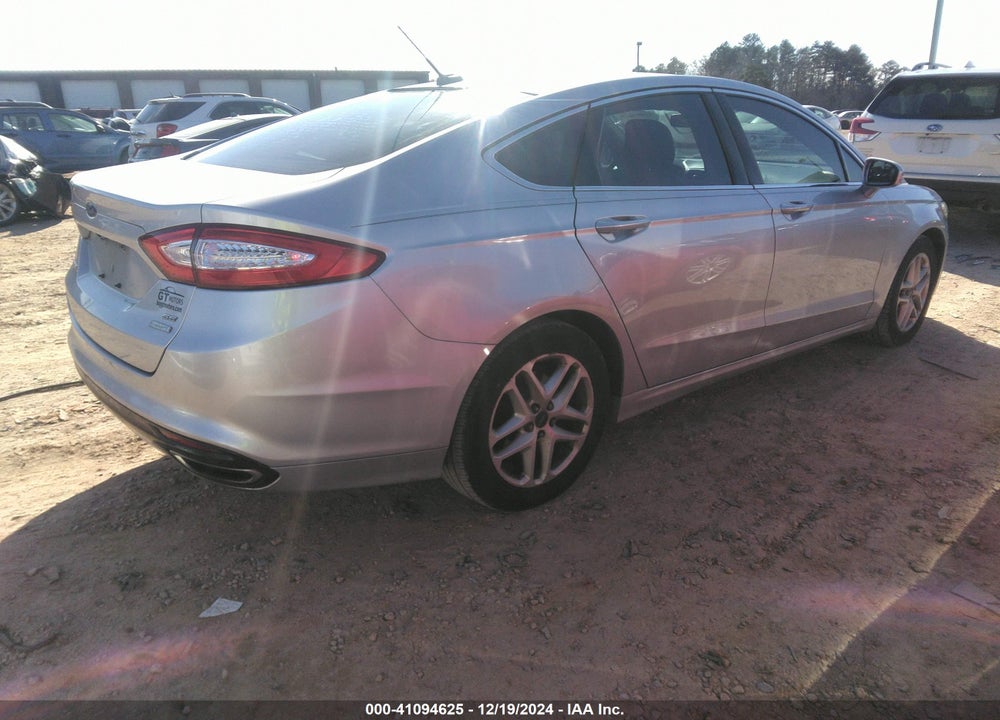 2015 FORD FUSION SE VIN: 3FA6P0H96FR248230