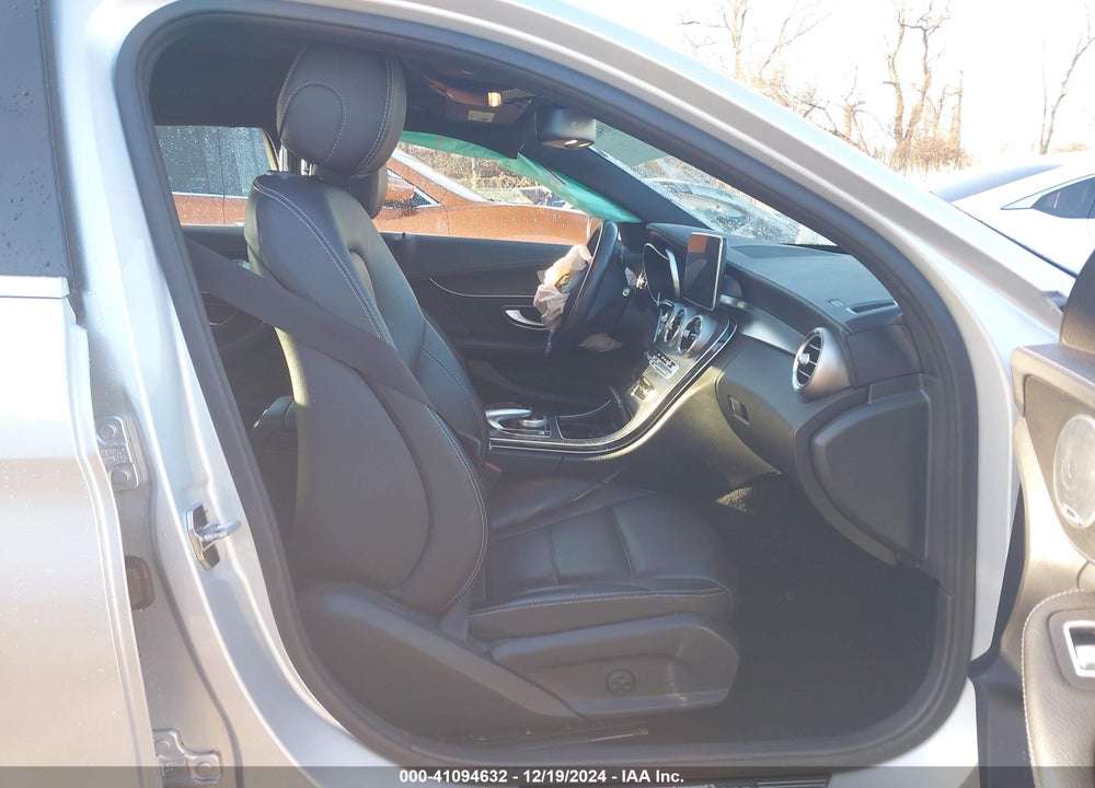 2016 MERCEDES-BENZ C 300 4MATIC/LUXURY 4MATIC/SPORT 4MATIC VIN: WDDWF4KB4GR177760