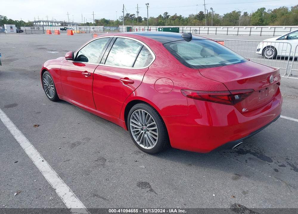 2017 ALFA ROMEO GIULIA TI RWD VIN: ZARFAECN4H7546577