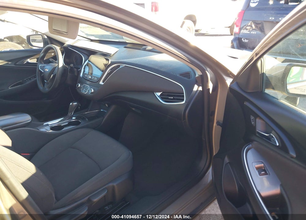 2020 CHEVROLET MALIBU FWD LT VIN: 1G1ZD5ST9LF090811