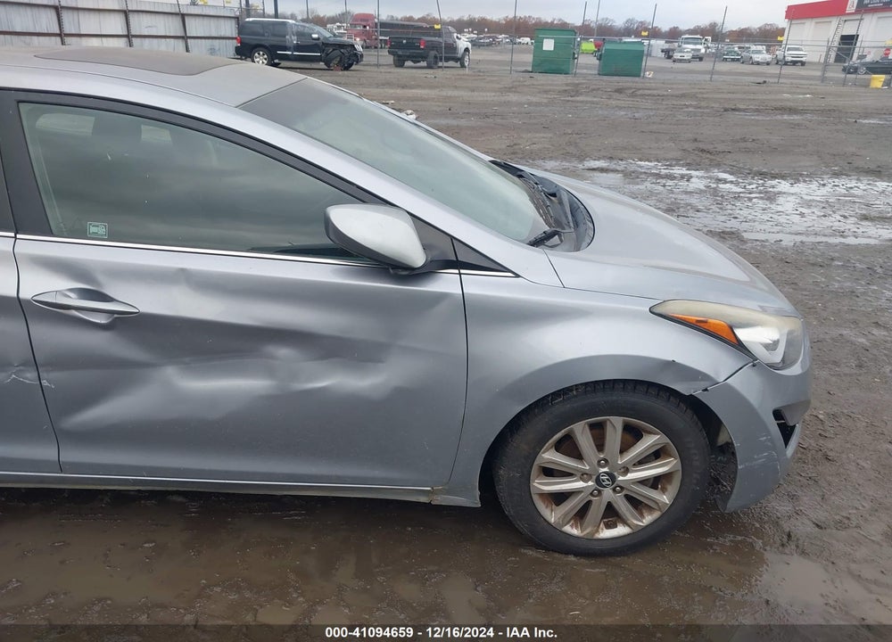 2015 HYUNDAI ELANTRA SE VIN: 5NPDH4AE2FH608156