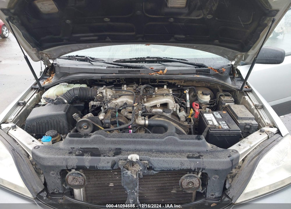 2004 KIA SORENTO EX/LX VIN: KNDJC733945239632