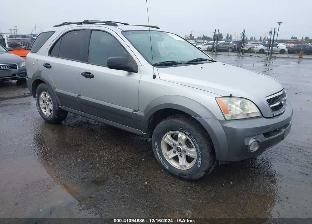 2004 KIA SORENTO EX/LX VIN: KNDJC733945239632